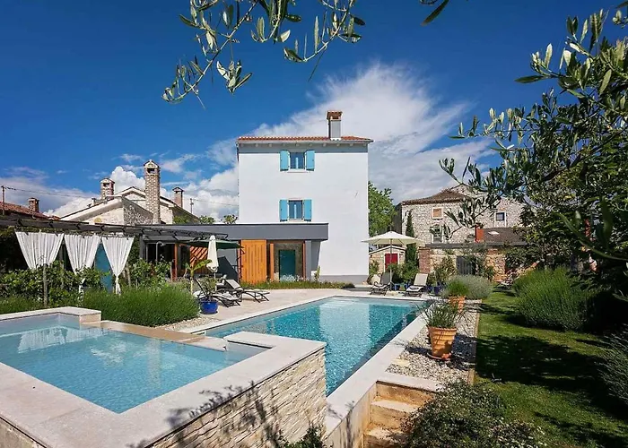 Villa Maxima Agri